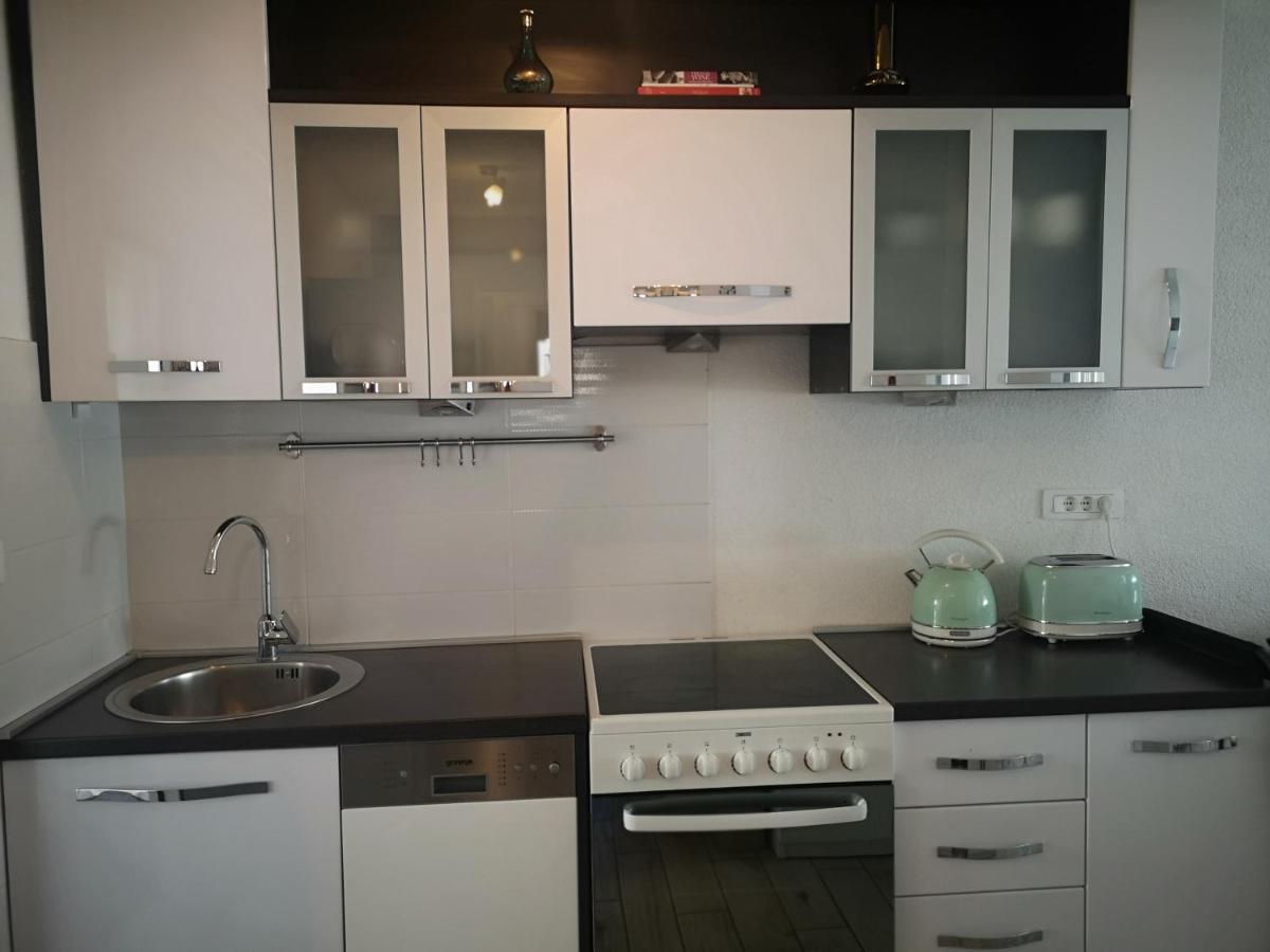 Vila Mala Kuca Ispod Borova Primošten Exteriér fotografie